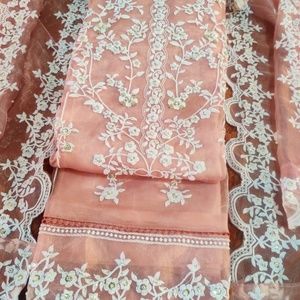 Meet your Posher, Asifa